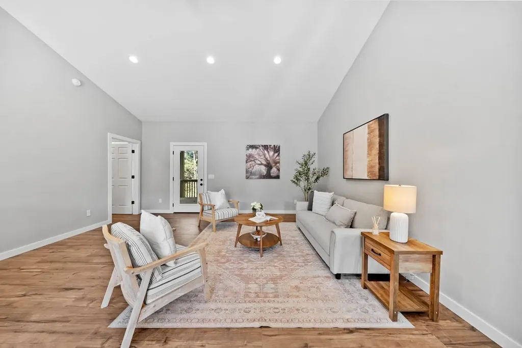 523 Ferry Bend Trail Crossville TN 38571