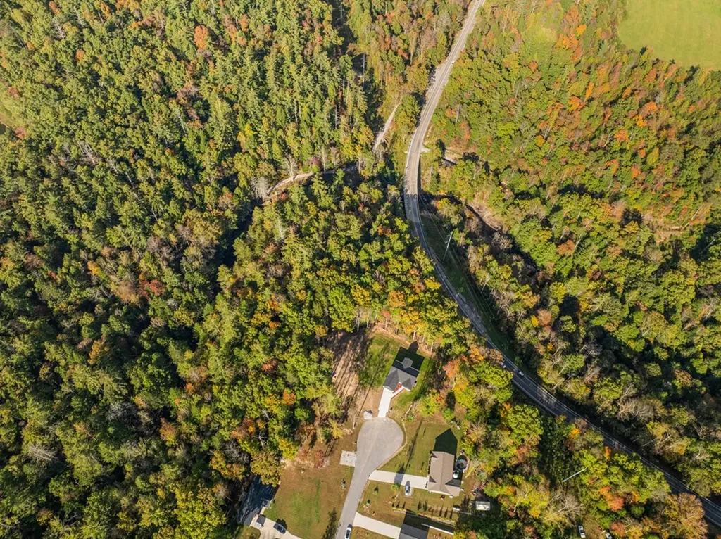 523 Ferry Bend Trail Crossville TN 38571