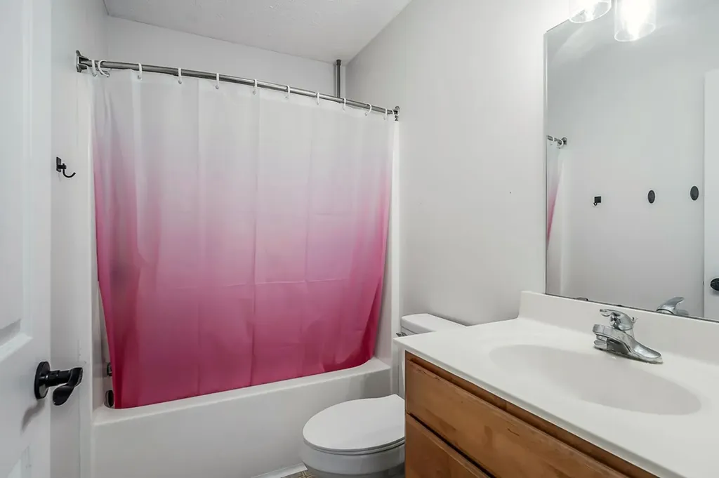 1945 Golden Mountain Road Sparta TN 38583