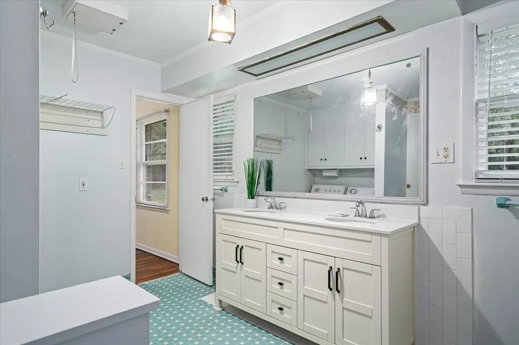 977 Sunset Drive Cookeville TN 38501