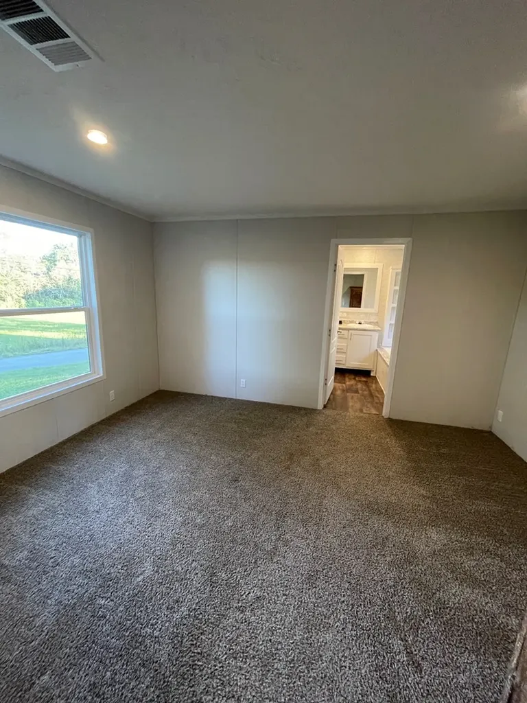 1295 Darkey Springs Walling TN 38587