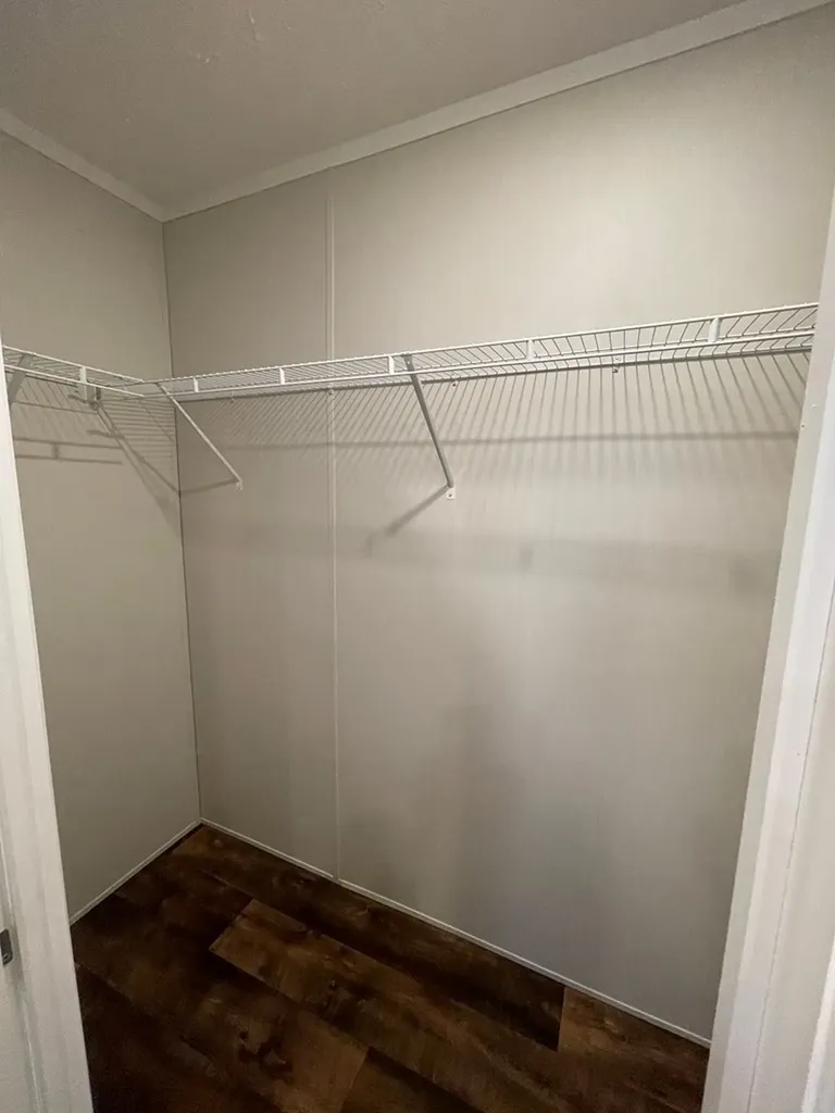 1295 Darkey Springs Walling TN 38587