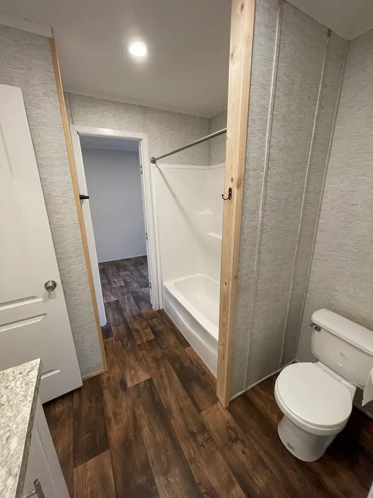 1295 Darkey Springs Walling TN 38587