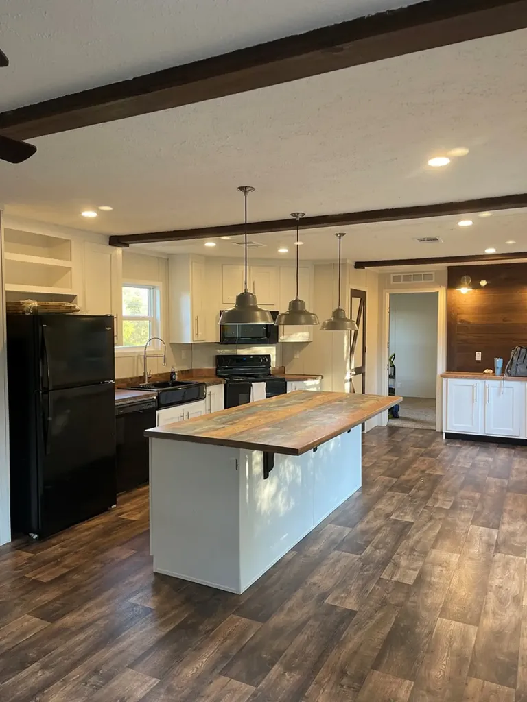 1295 Darkey Springs Walling TN 38587