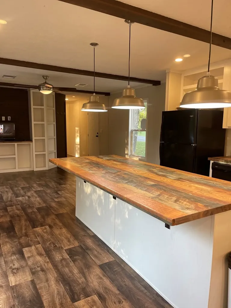 1295 Darkey Springs Walling TN 38587