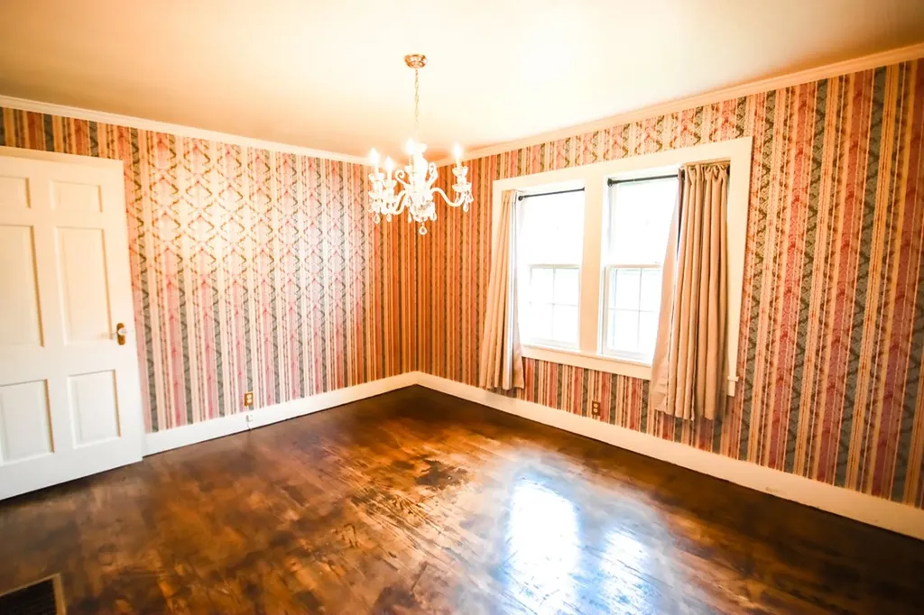 112 N Church Sparta TN 38583