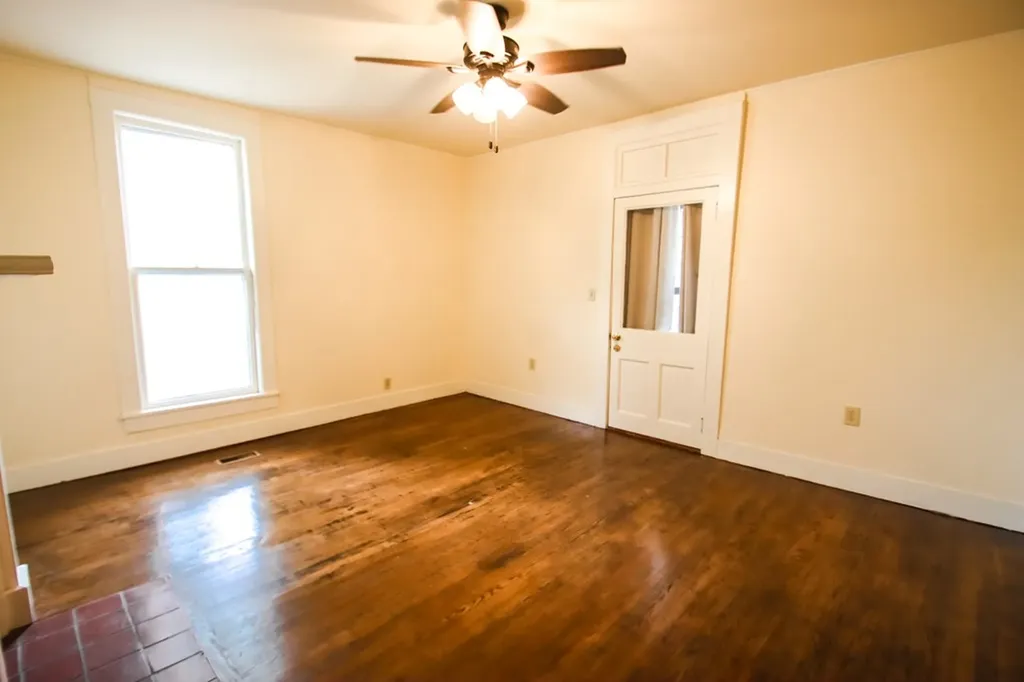 112 N Church Sparta TN 38583