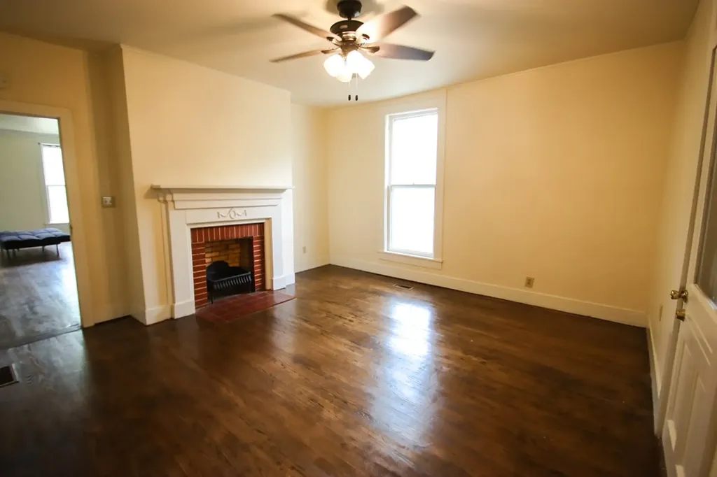 112 N Church Sparta TN 38583