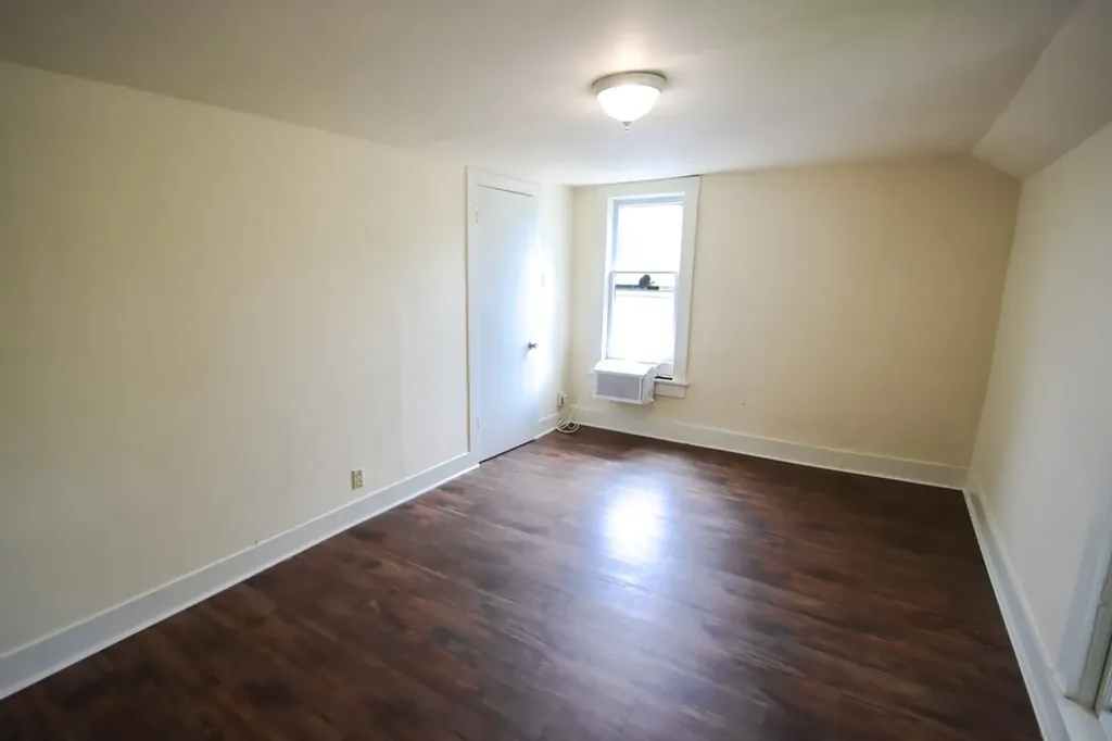 112 N Church Sparta TN 38583