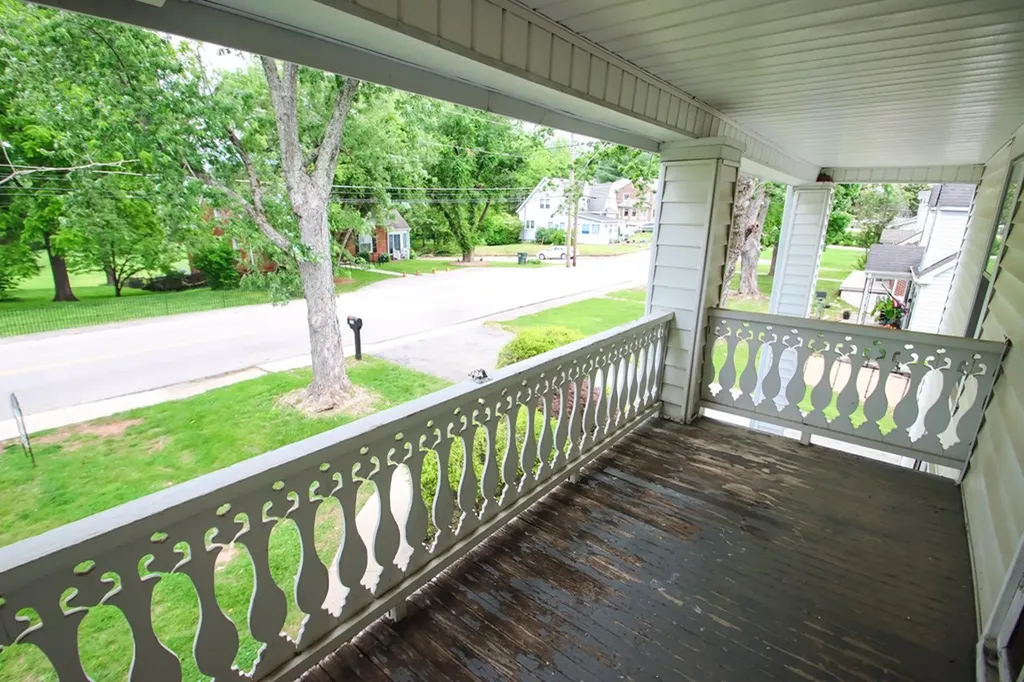 112 N Church Sparta TN 38583