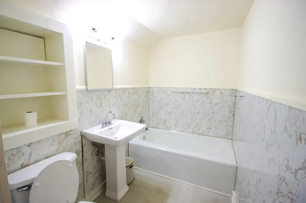 112 N Church Sparta TN 38583