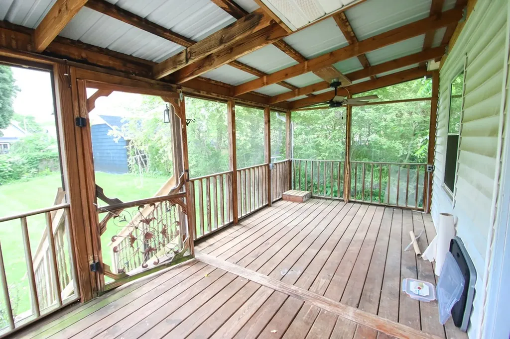 112 N Church Sparta TN 38583