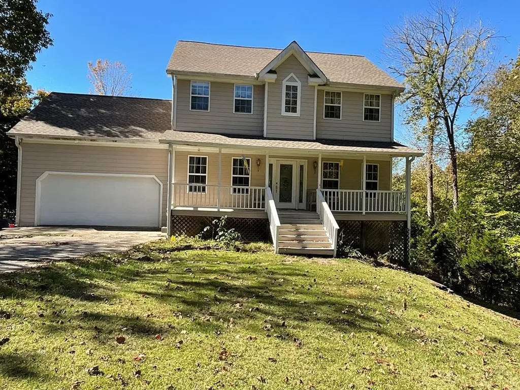 5513 Cove Creek Road Byrdstown TN 38549