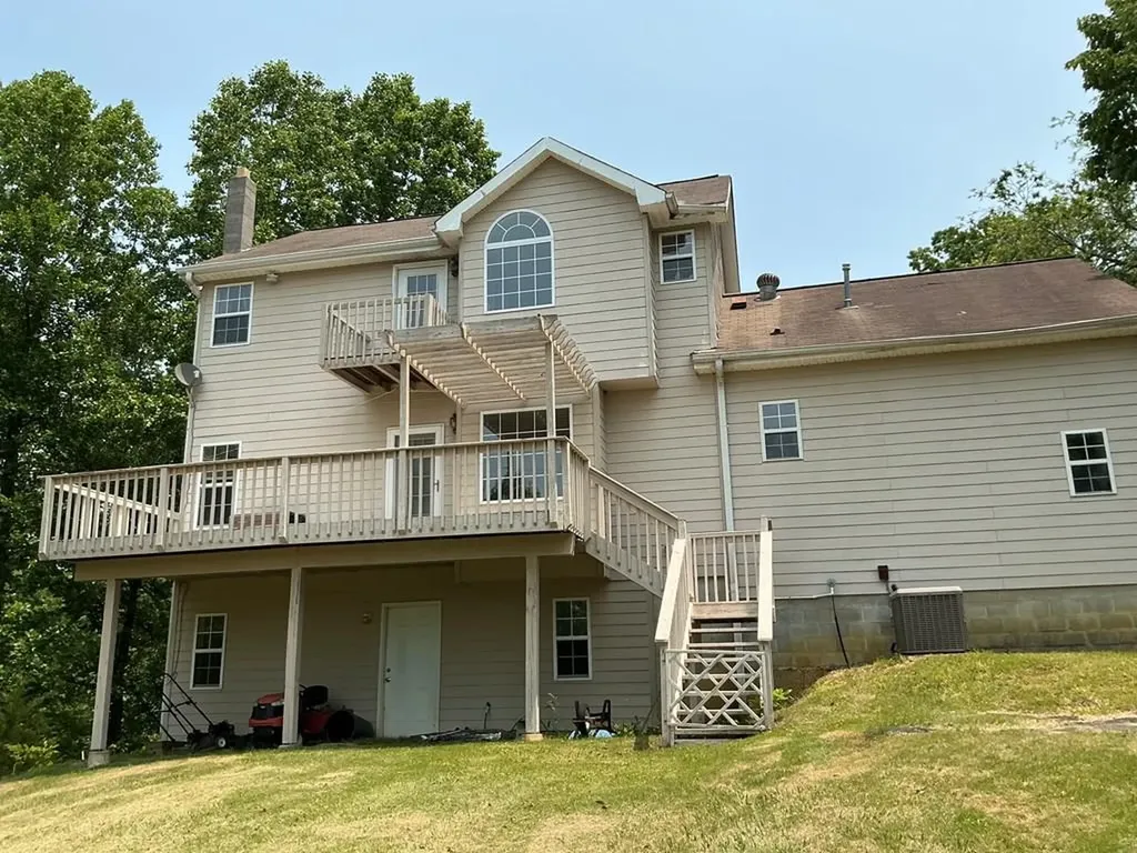 5513 Cove Creek Road Byrdstown TN 38549