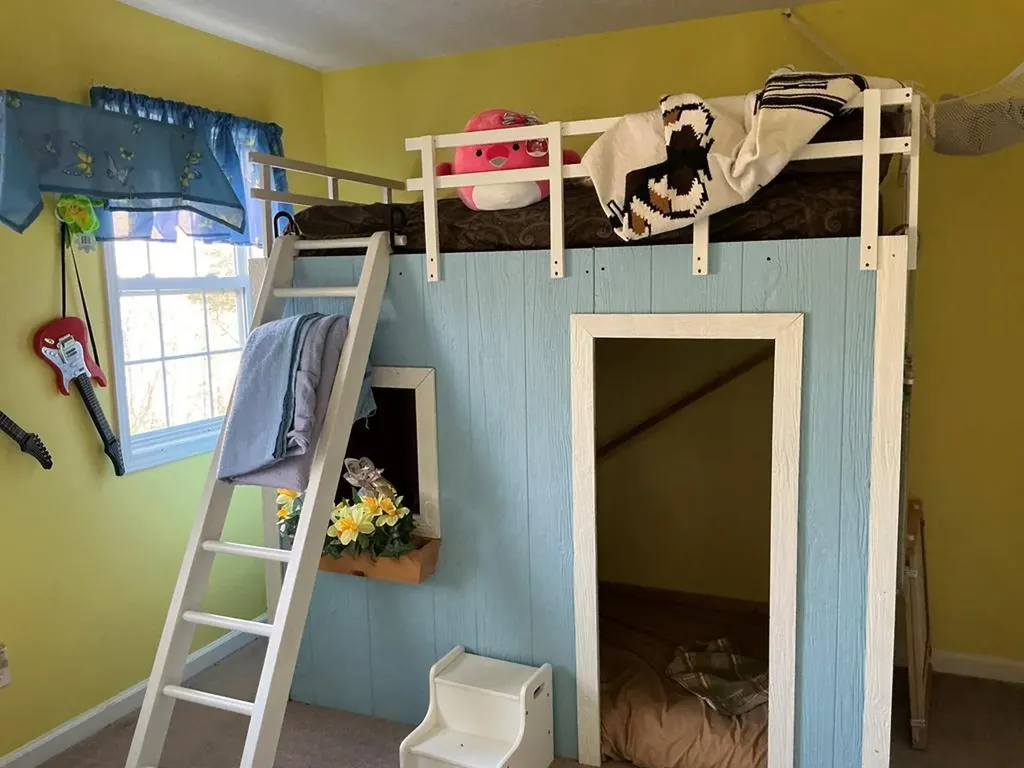 5513 Cove Creek Road Byrdstown TN 38549