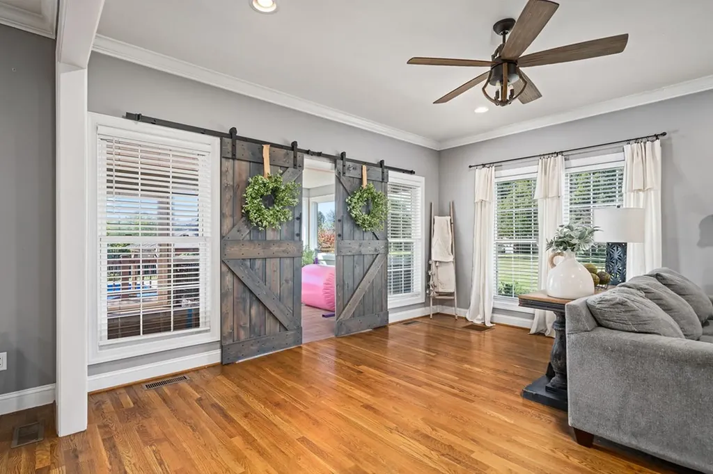 4228 Gainesboro Grade Cookeville TN 38501