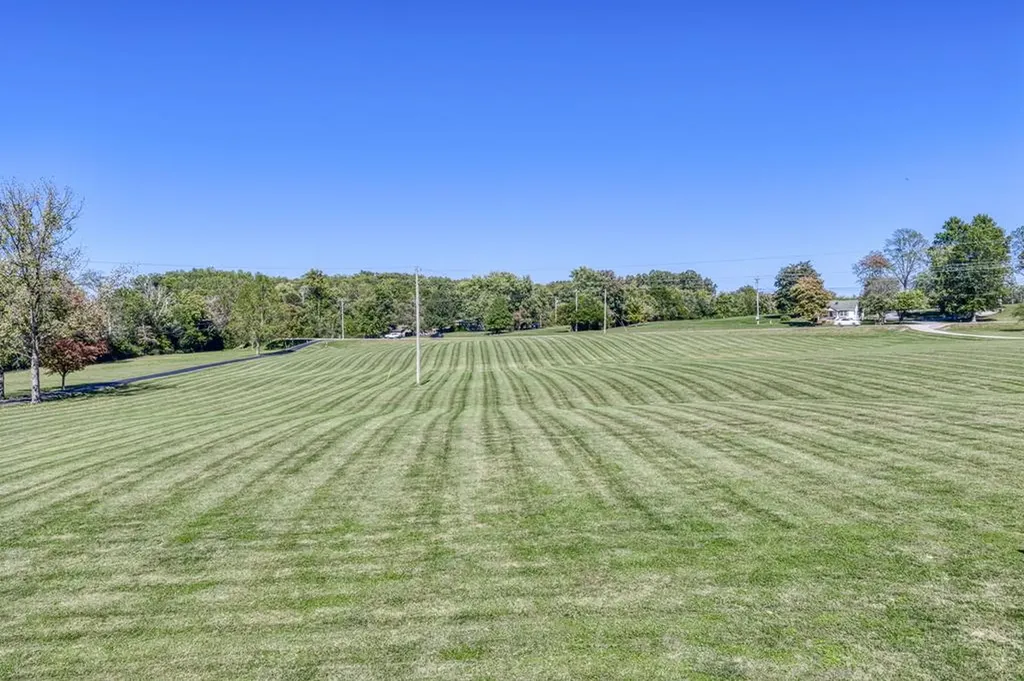 4228 Gainesboro Grade Cookeville TN 38501