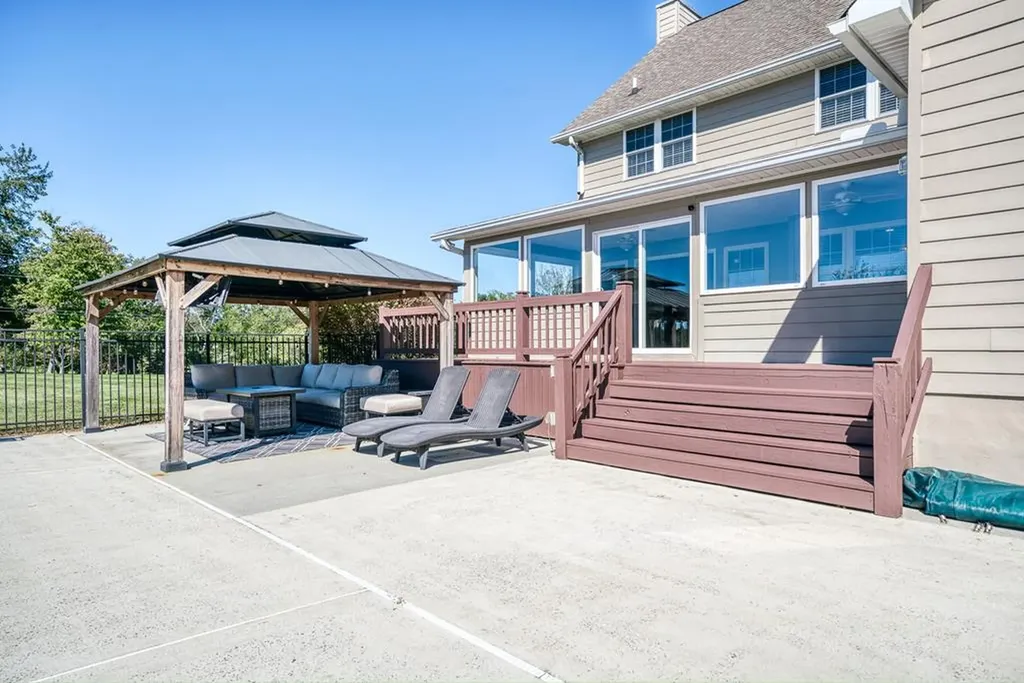 4228 Gainesboro Grade Cookeville TN 38501