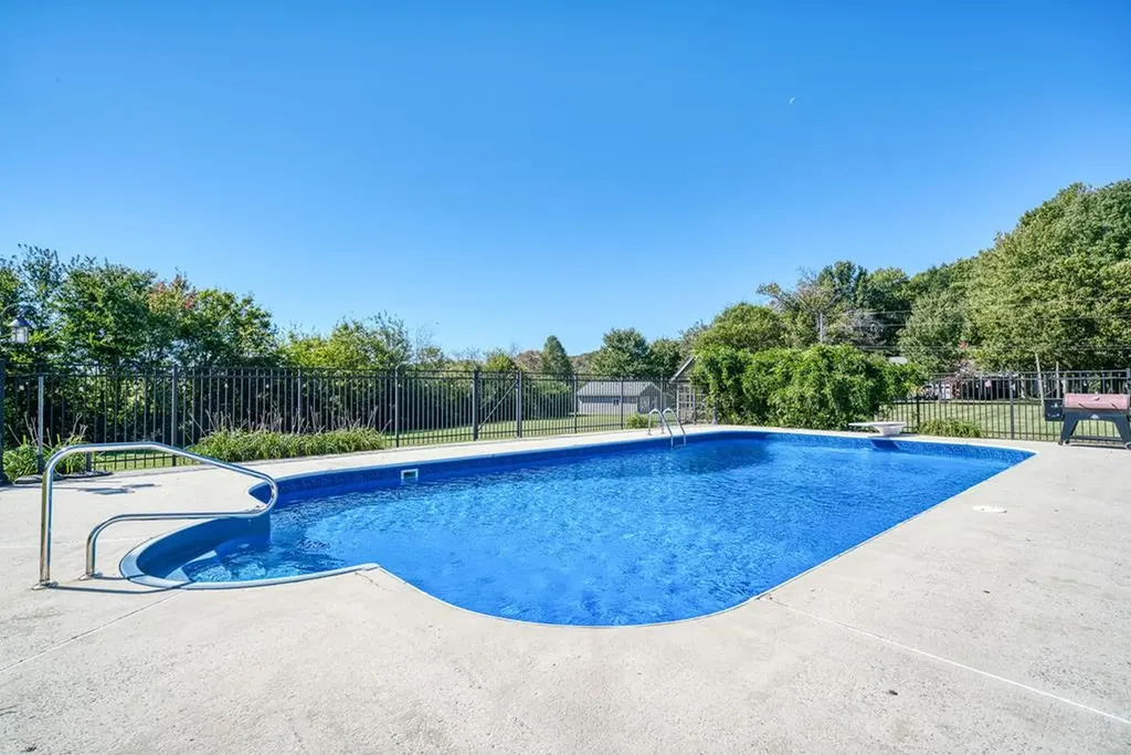 4228 Gainesboro Grade Cookeville TN 38501