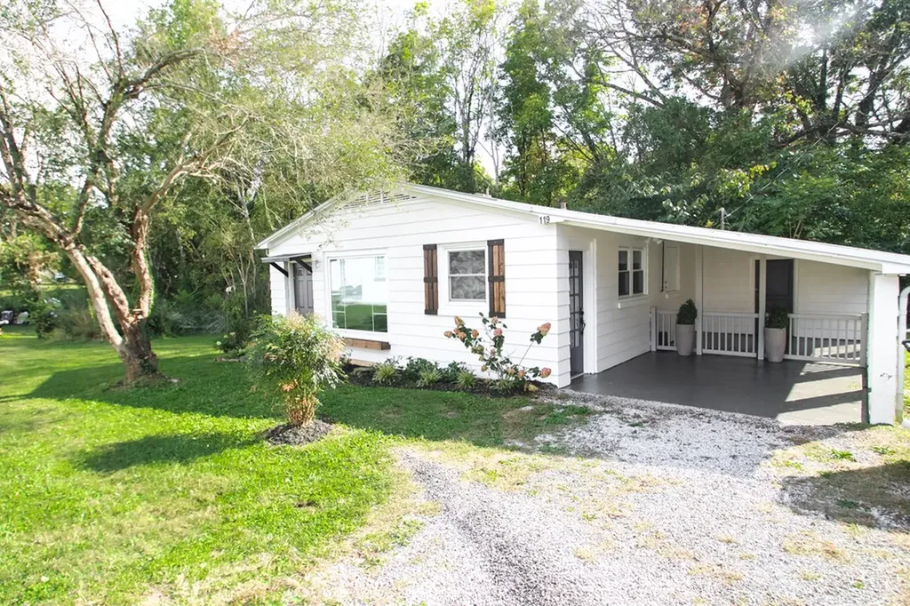 119 Walker Street Sparta TN 38583