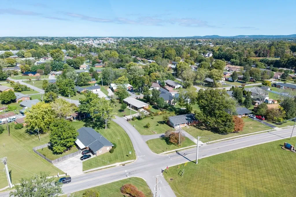 785 Fairground Street Cookeville TN 38501