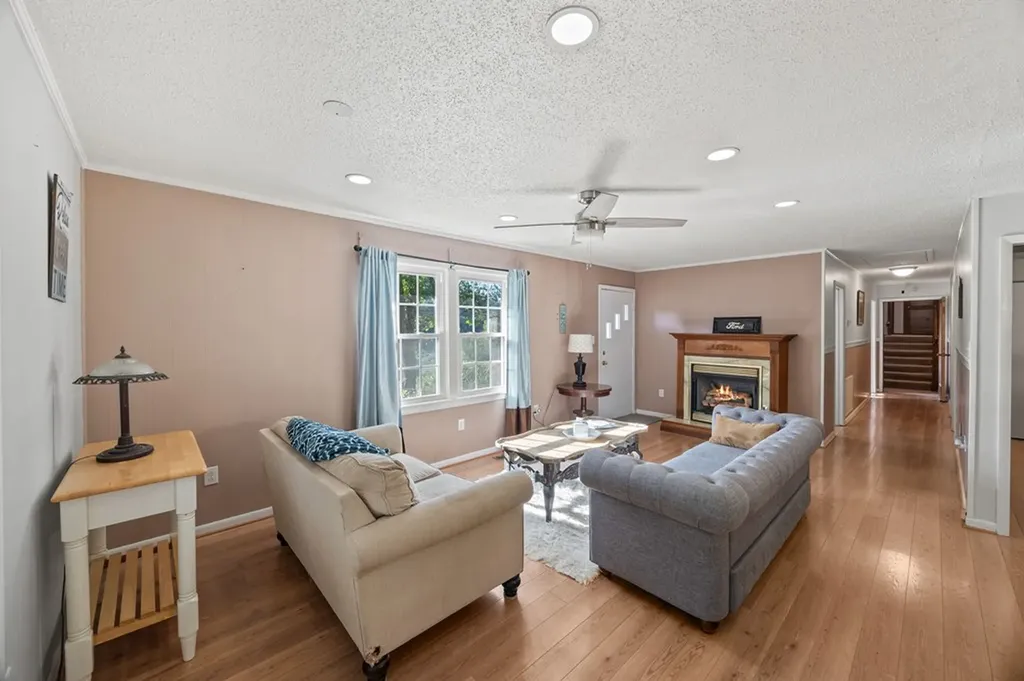 334 SW Wartrace Highway Pleasant Shade TN 37145