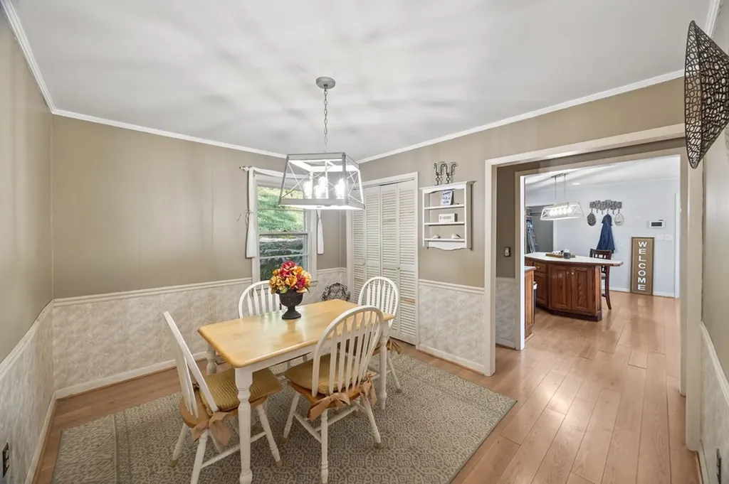 334 SW Wartrace Highway Pleasant Shade TN 37145