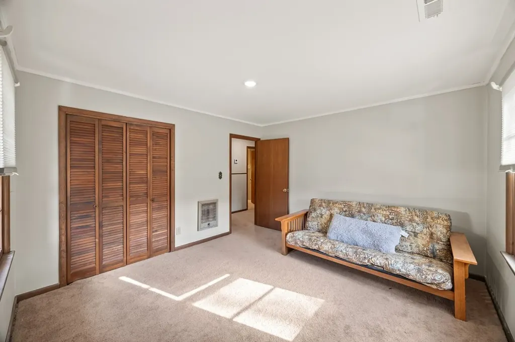 334 SW Wartrace Highway Pleasant Shade TN 37145