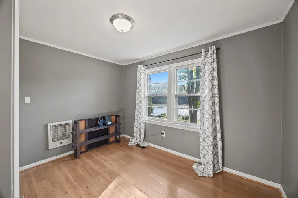 334 SW Wartrace Highway Pleasant Shade TN 37145