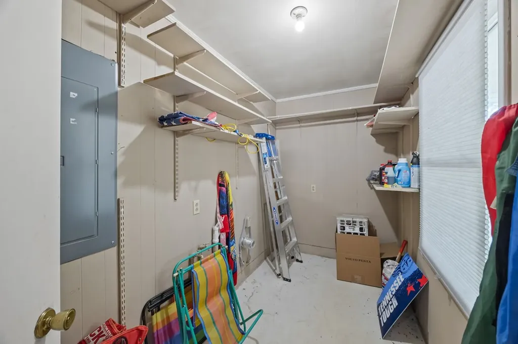 334 SW Wartrace Highway Pleasant Shade TN 37145