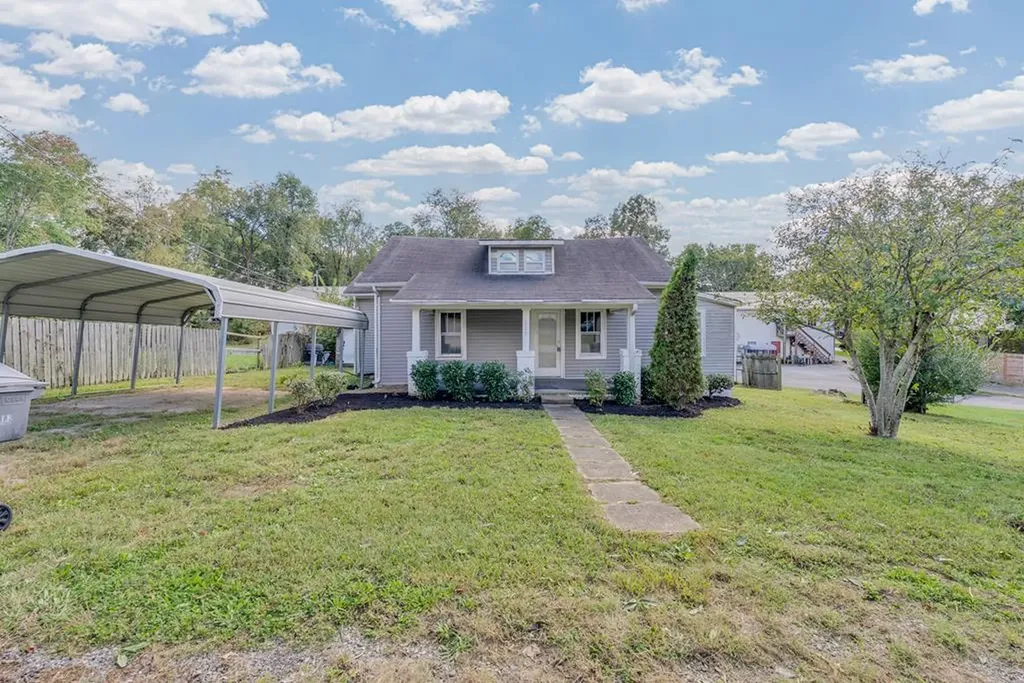 215 E 15th Street Cookeville TN 38501-1396