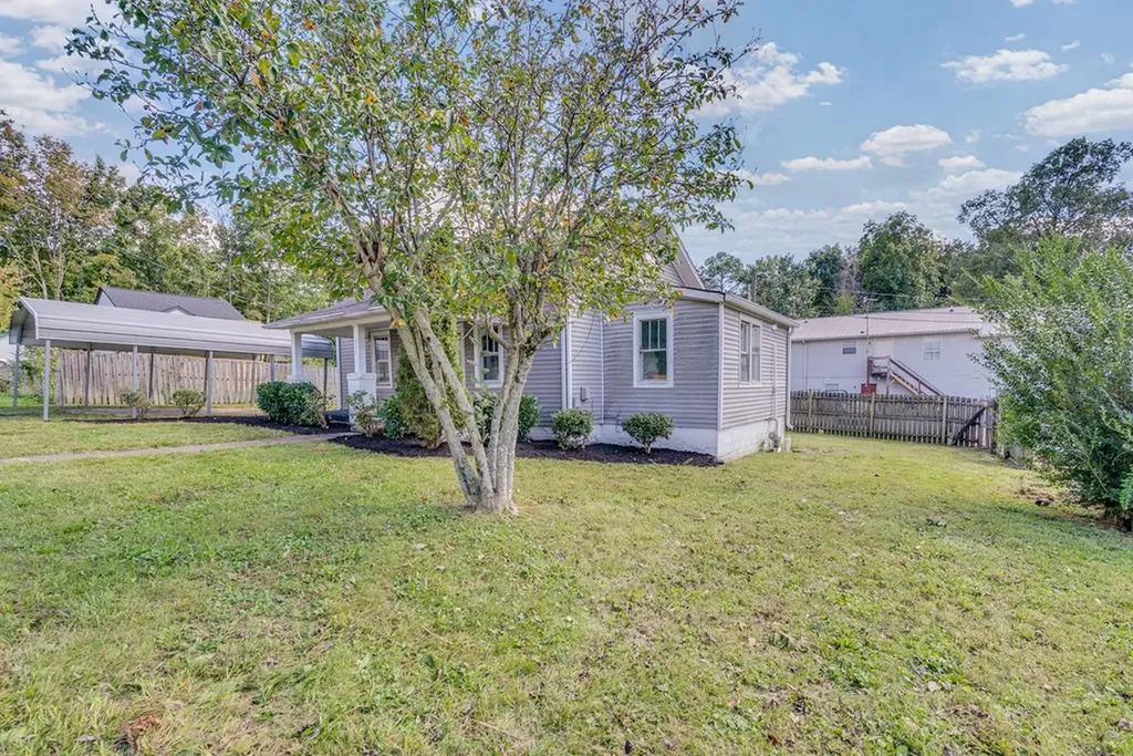 215 E 15th Street Cookeville TN 38501-1396