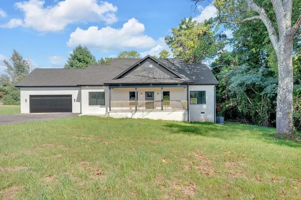 1530 NE Springboro Road Cookeville TN 38506