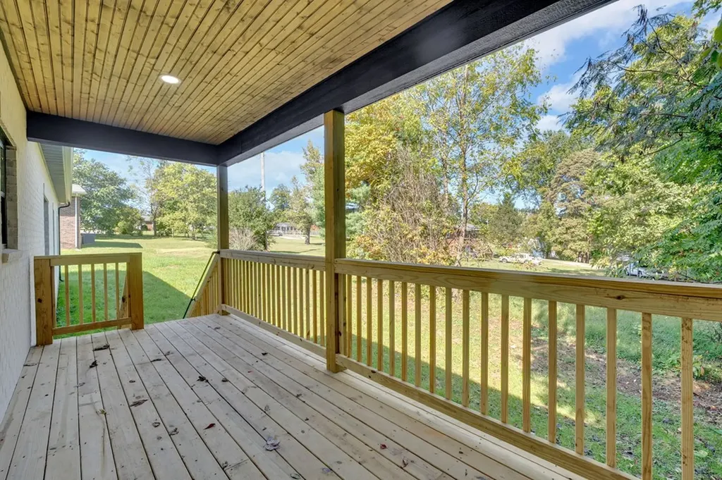 1530 NE Springboro Road Cookeville TN 38506