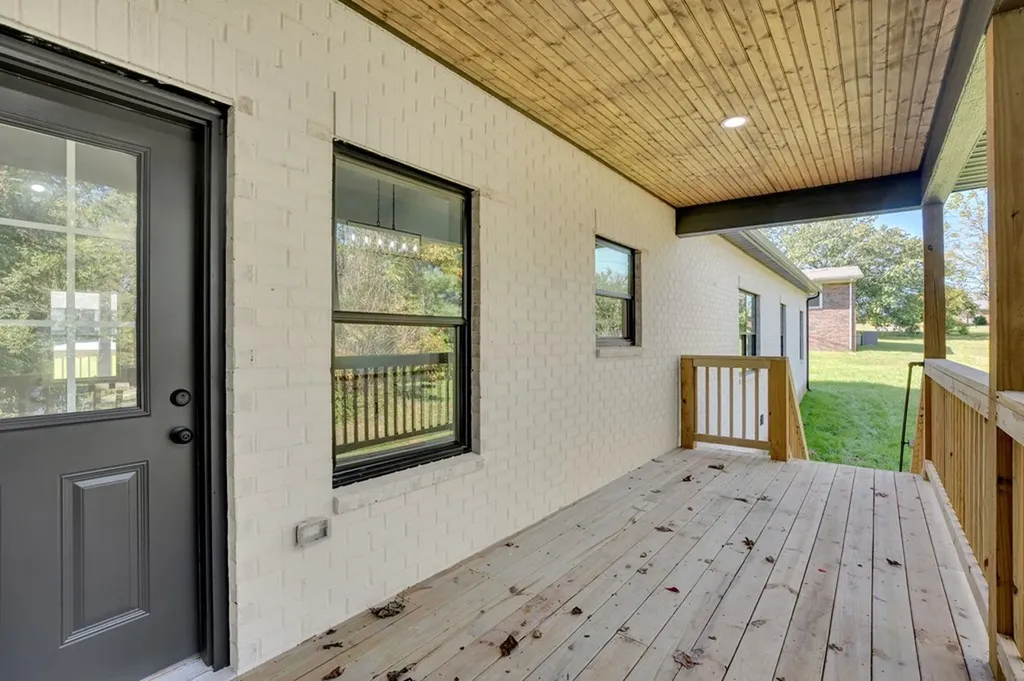 1530 NE Springboro Road Cookeville TN 38506