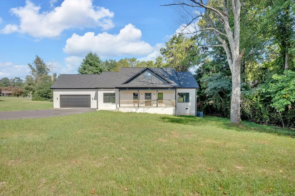 1530 NE Springboro Road Cookeville TN 38506