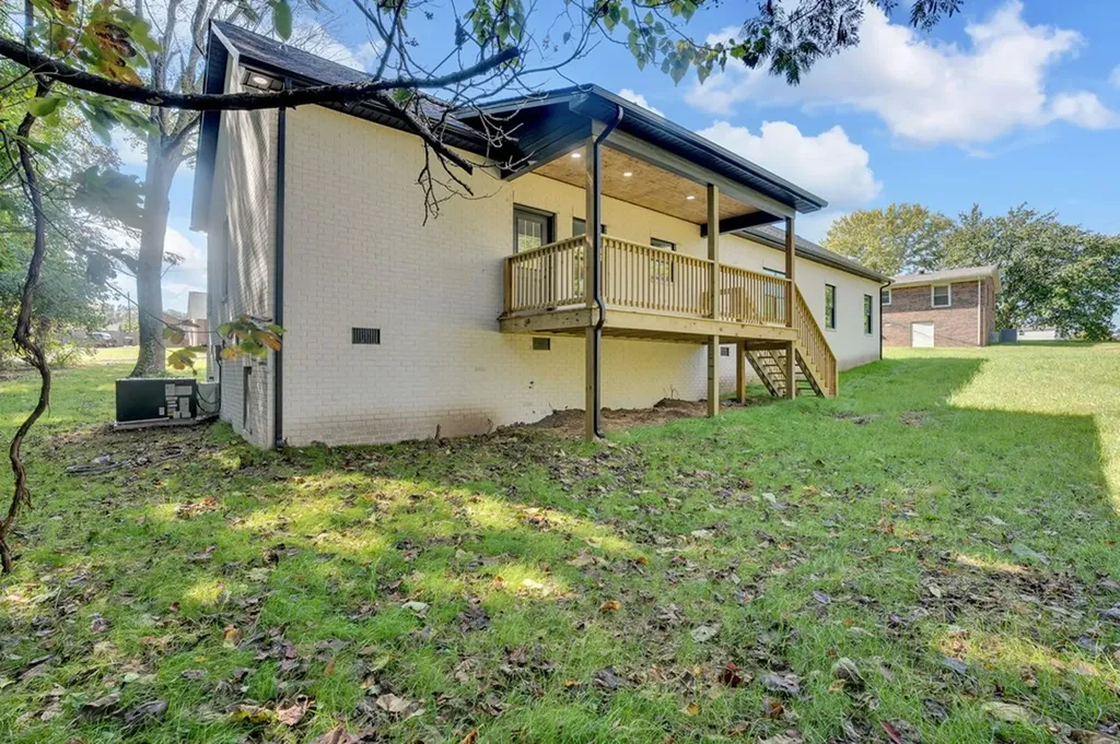 1530 NE Springboro Road Cookeville TN 38506