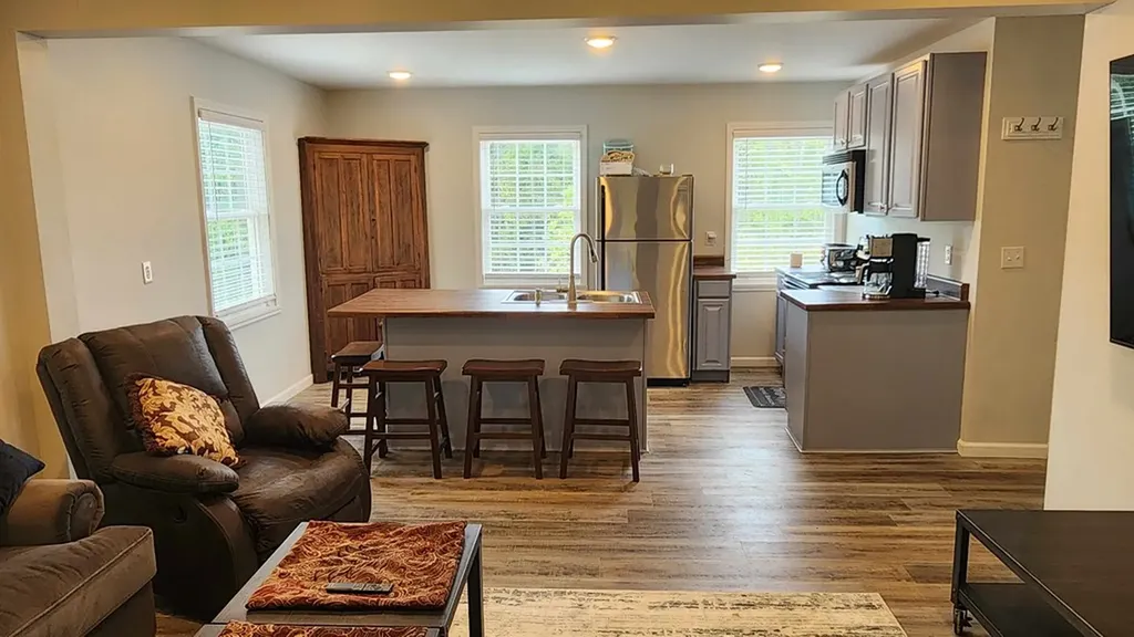 281 Bill Hunter Road Celina TN 38551