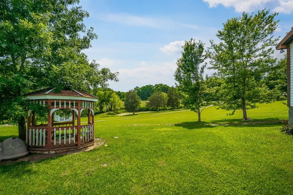 4700 Herrens Chapel Road Silver Point TN 38582