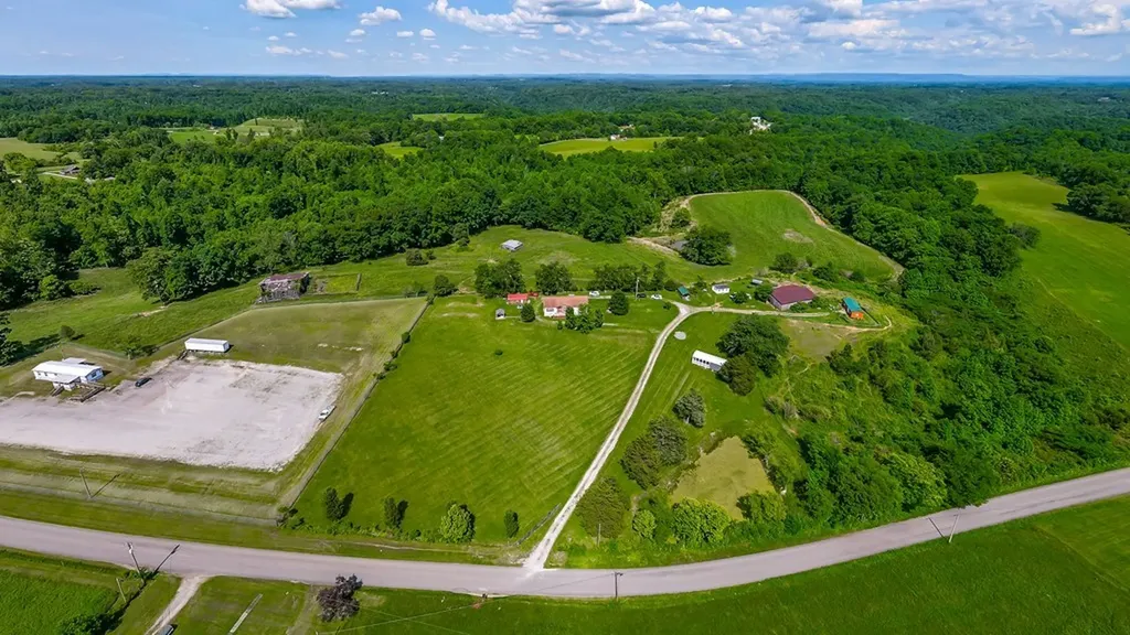 4700 Herrens Chapel Road Silver Point TN 38582