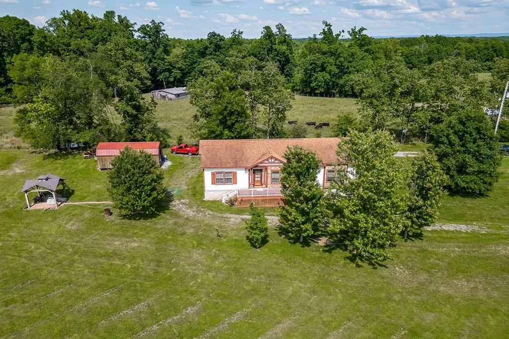 4700 Herrens Chapel Road Silver Point TN 38582