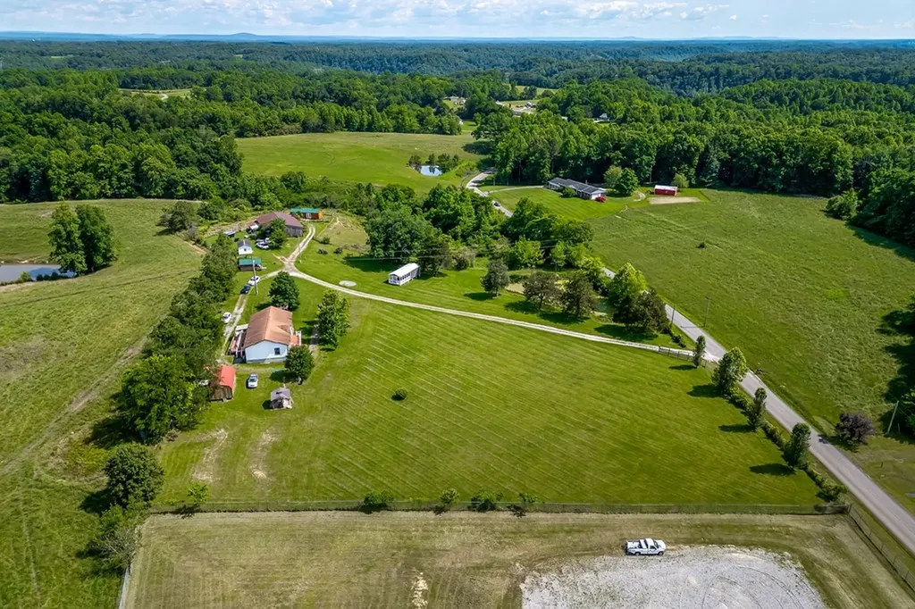 4700 Herrens Chapel Road Silver Point TN 38582