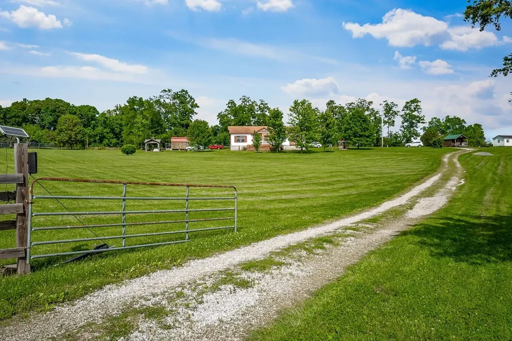 4700 Herrens Chapel Road Silver Point TN 38582