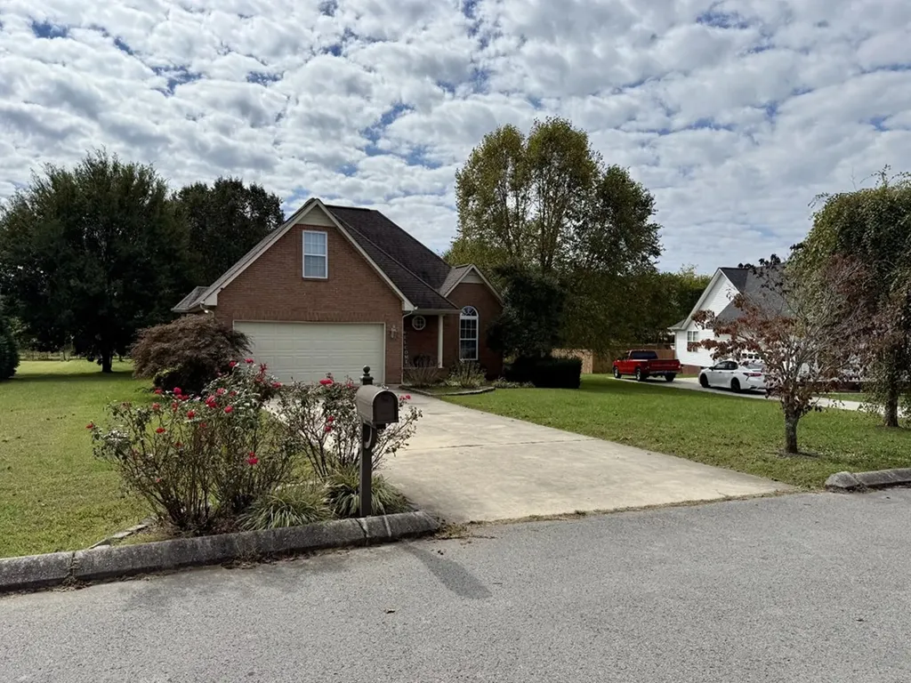 125 Maple Ridge Court Mcminnville TN 37110