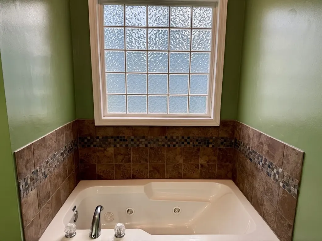 125 Maple Ridge Court Mcminnville TN 37110