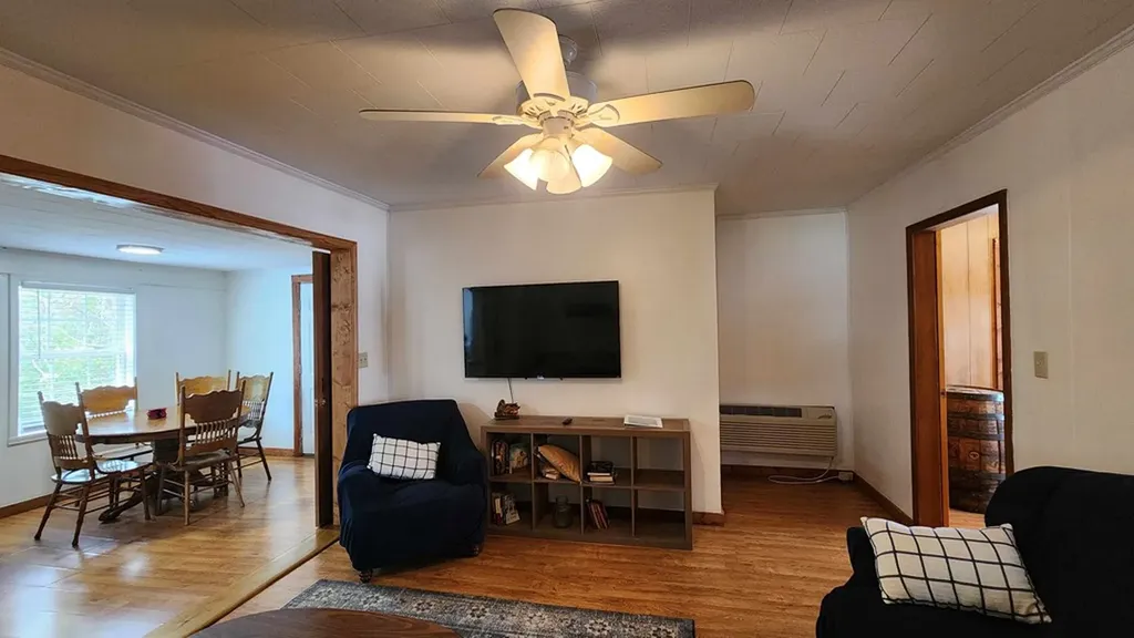 228 Bill Hunter Road Celina TN 38551