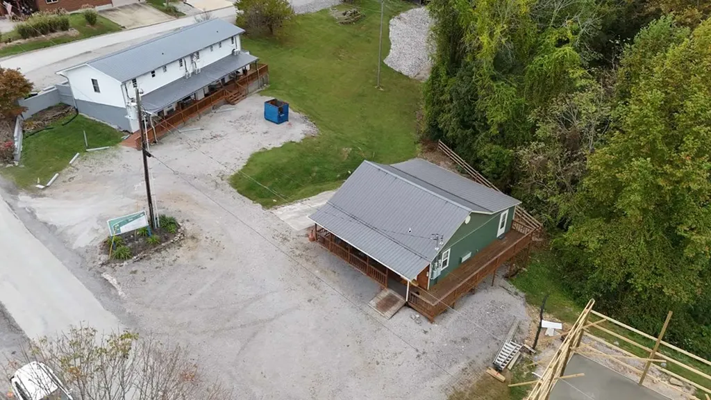 228 Bill Hunter Road Celina TN 38551