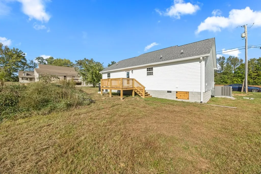 291 5th Avenue S Baxter TN 38544