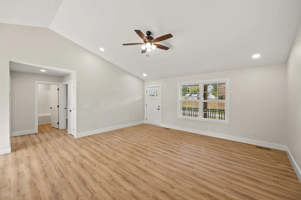 291 5th Avenue S Baxter TN 38544