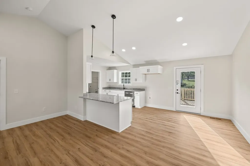 291 5th Avenue S Baxter TN 38544